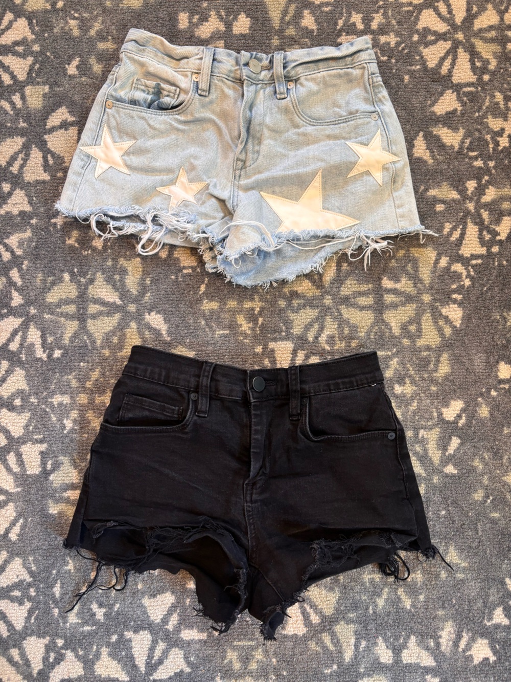 BLANK NYC set of two The Barrow Vintage high rise denim shorts size 24